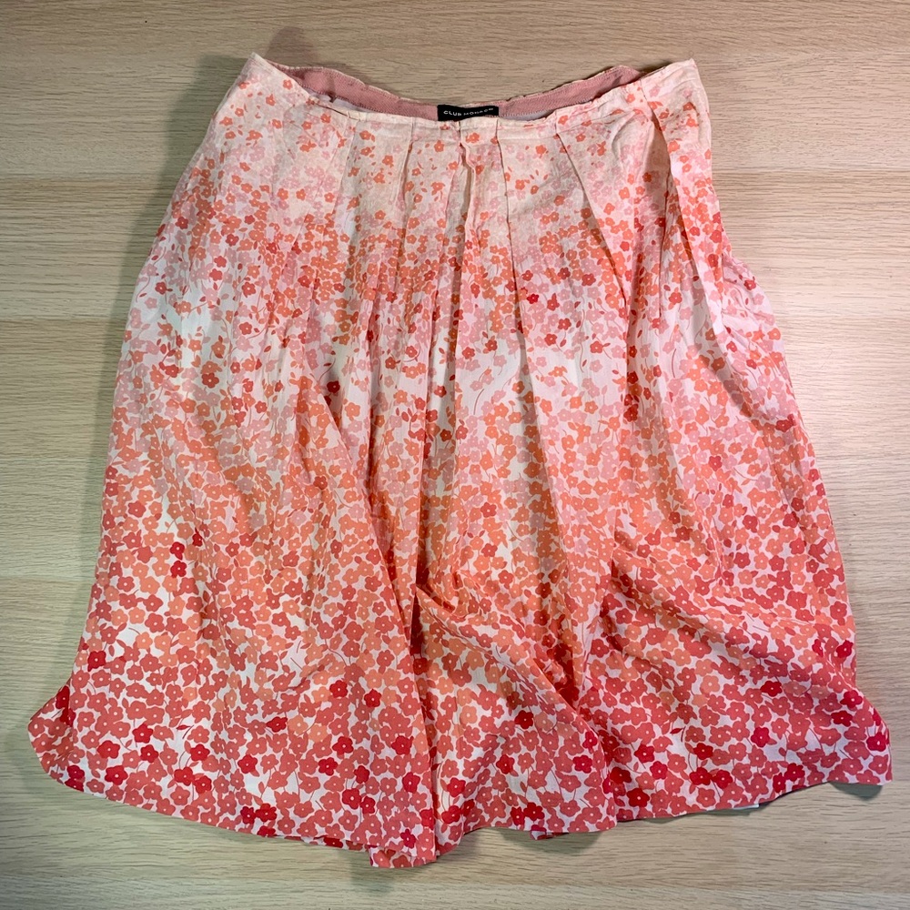 Pink cherry blossom club monaco pleated skirt